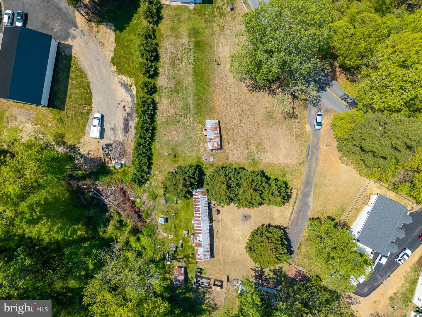 735 Claggett Rd Property Photo 4