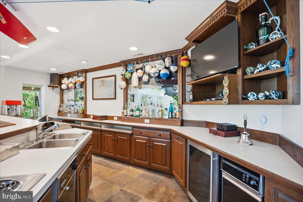 7335 Perry Ln Property Photo 68