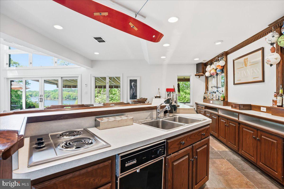 7335 Perry Ln Property Photo 69