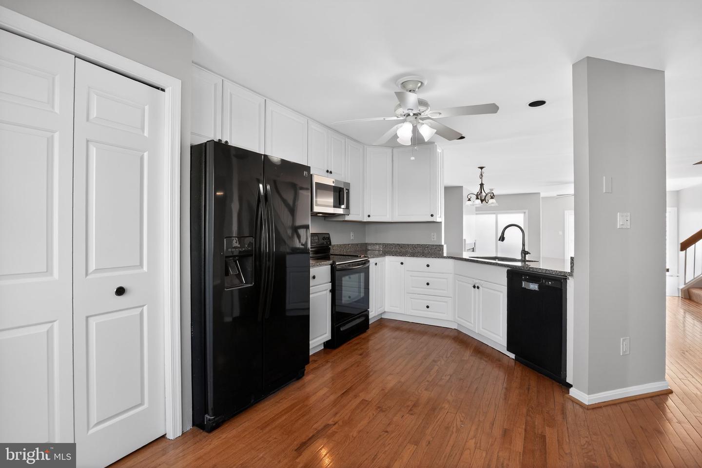 8076 Windward Key Dr Property Photo 10