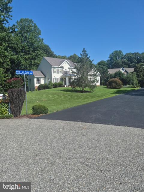 1625 Maurham Ct Property Photo 2