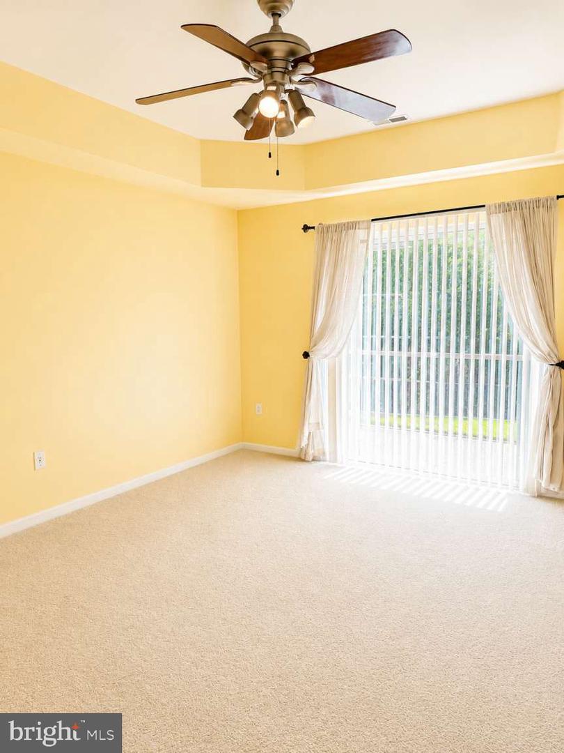 629 Ruxton Rd #74 Property Photo 8