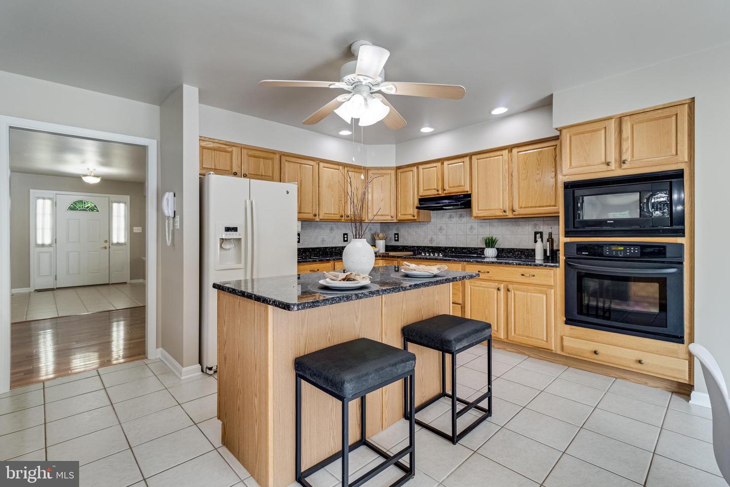 12310 Longleaf Ln Property Photo 9