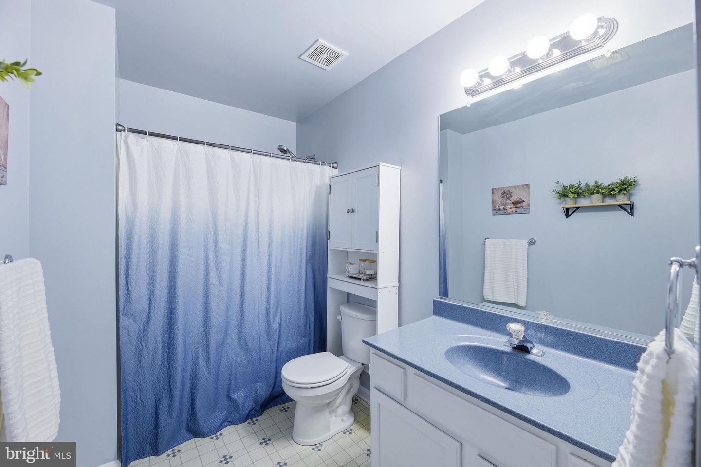 12976 Mariners Cir Property Photo 29