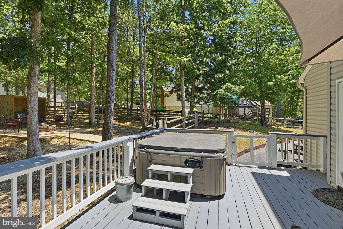 12976 Mariners Cir Property Photo 41
