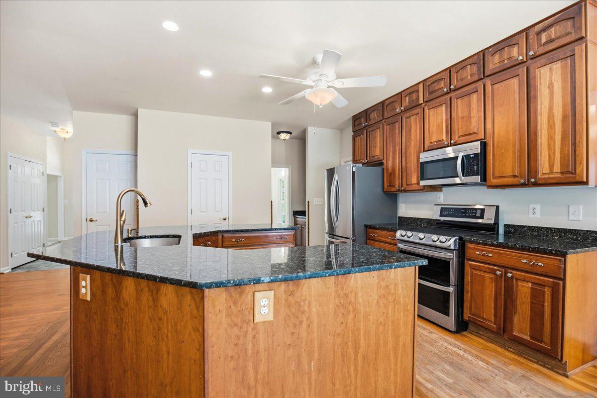 12033 Steven Ln Property Photo 28