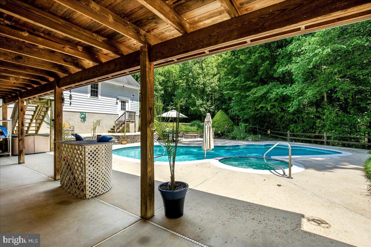12033 Steven Ln Property Photo 89
