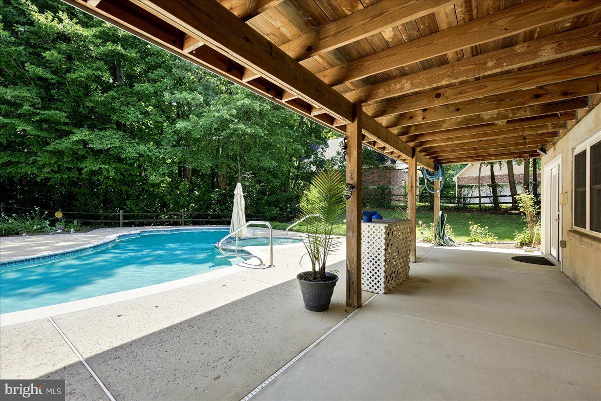 12033 Steven Ln Property Photo 90