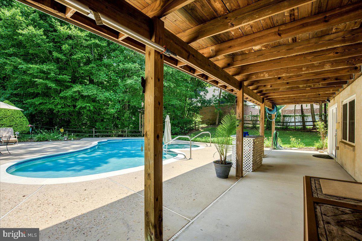 12033 Steven Ln Property Photo 94