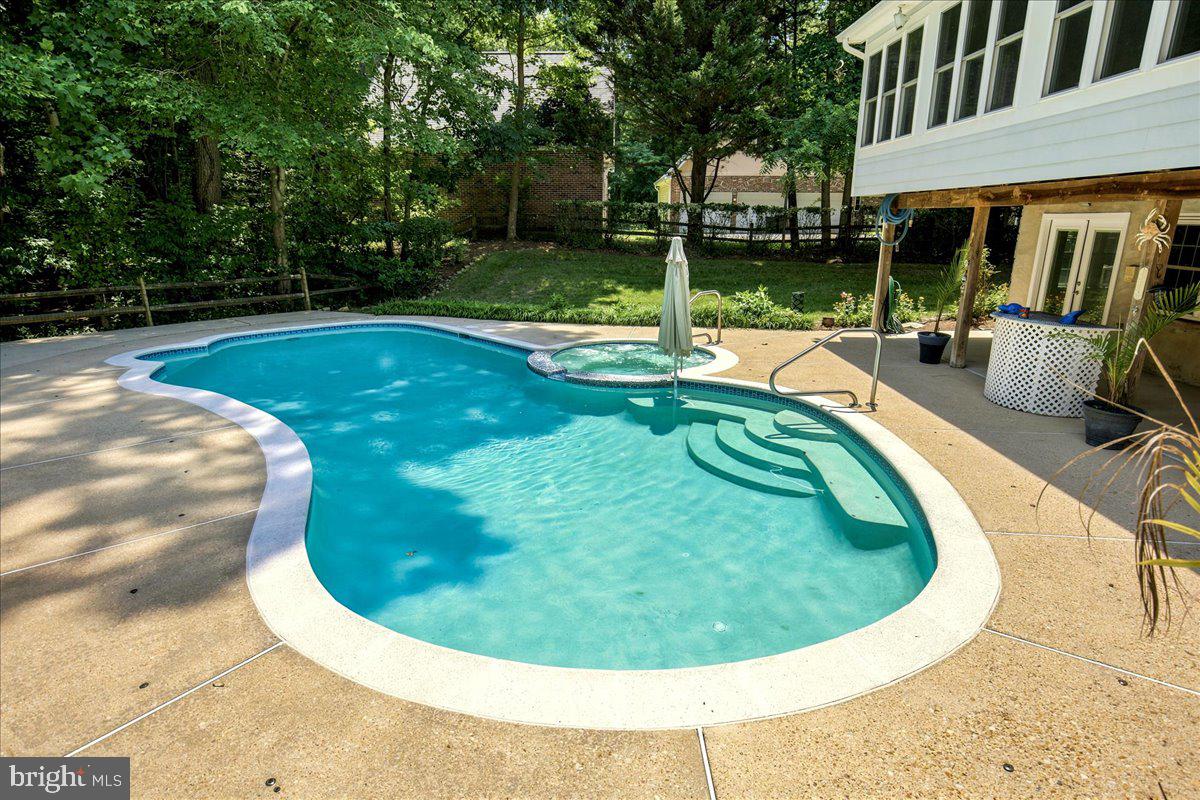 12033 Steven Ln Property Photo 95