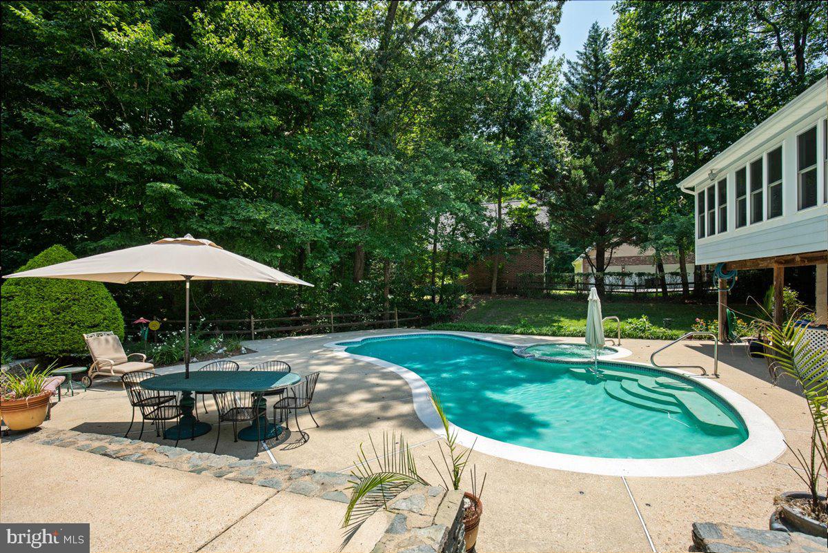 12033 Steven Ln Property Photo 98