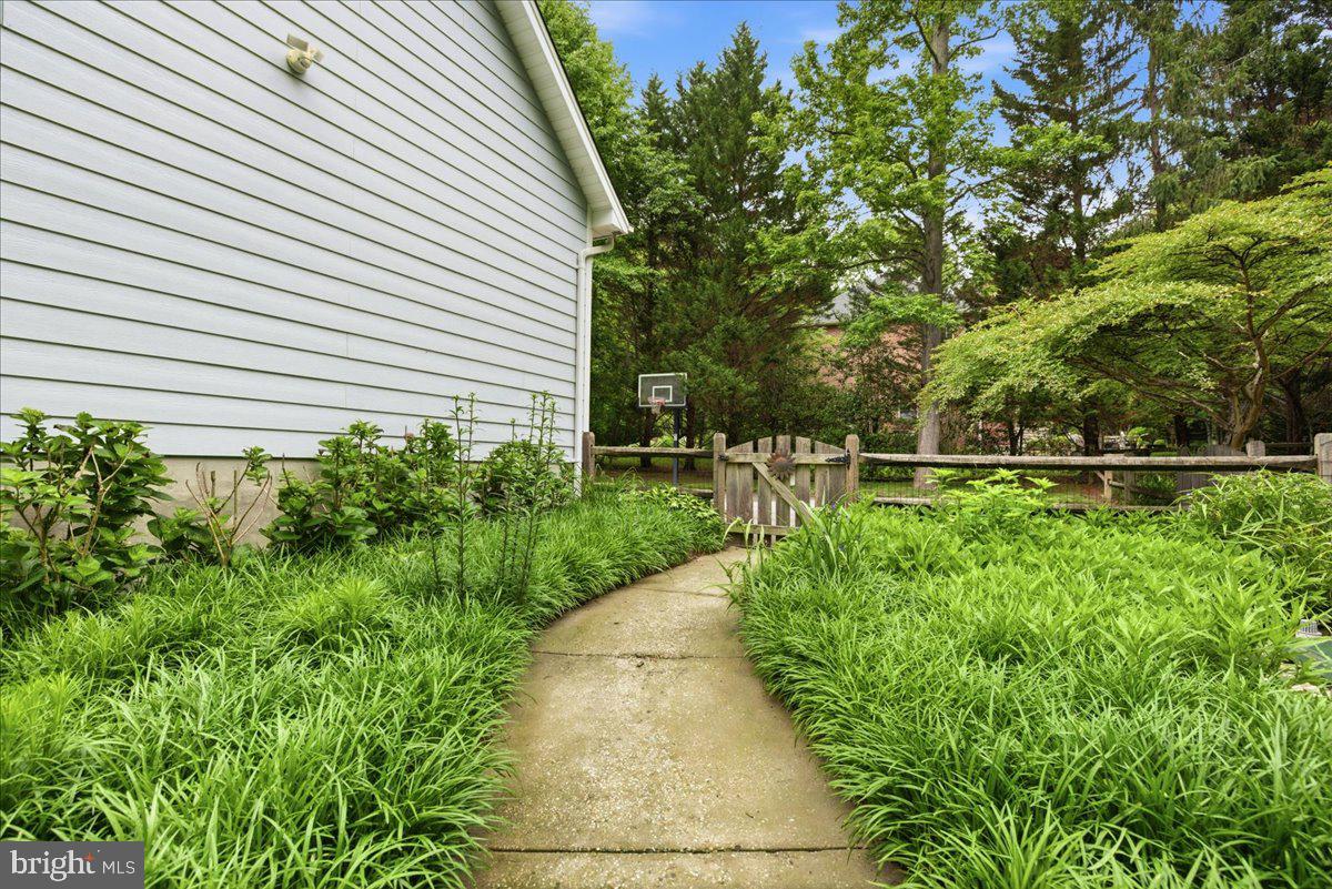 12033 Steven Ln Property Photo 114