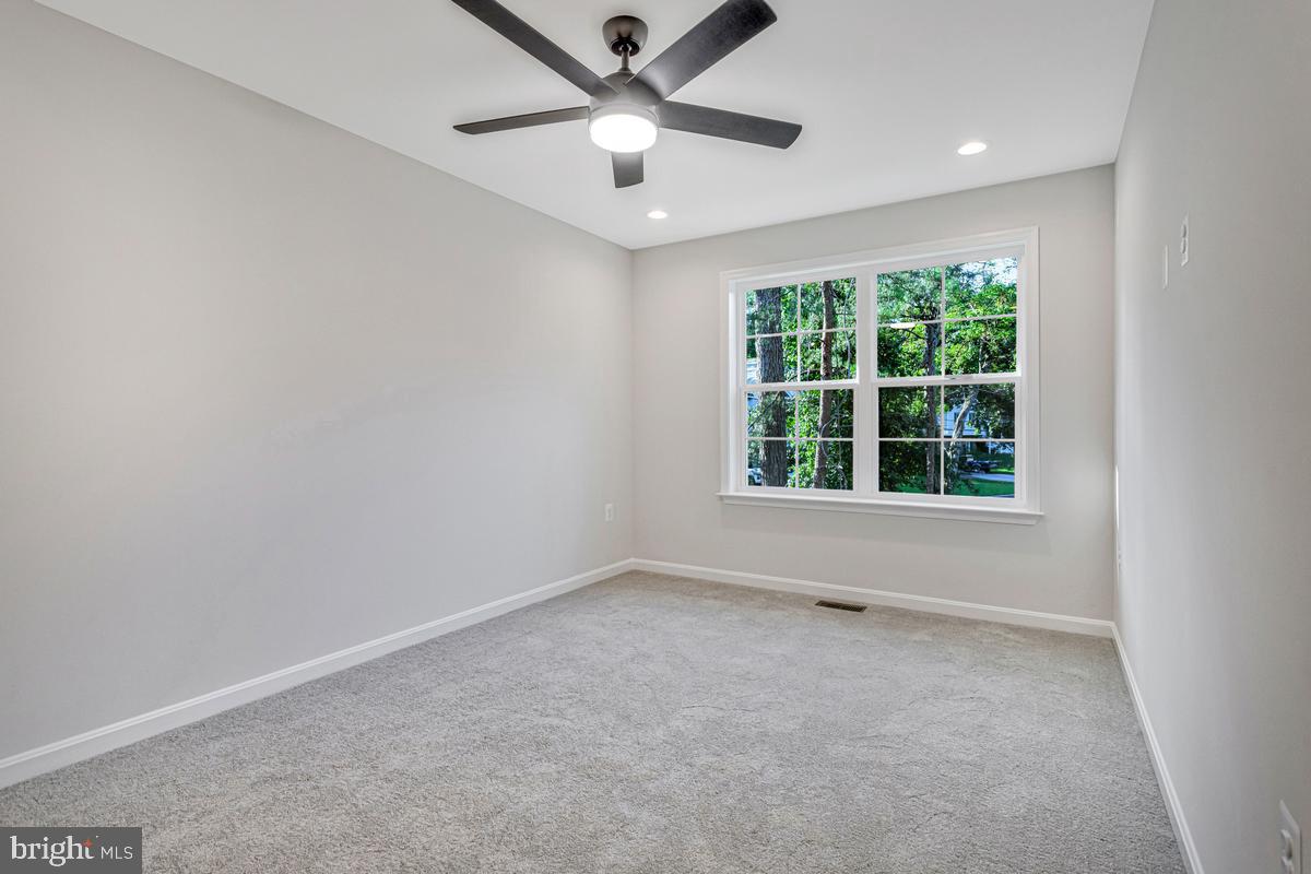 1097 San Angelo Drive Property Photo 8