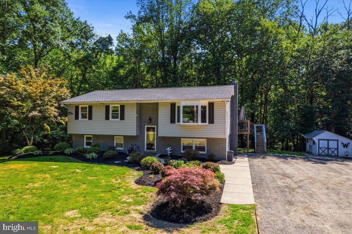 1610 Avery Rd Property Photo 1