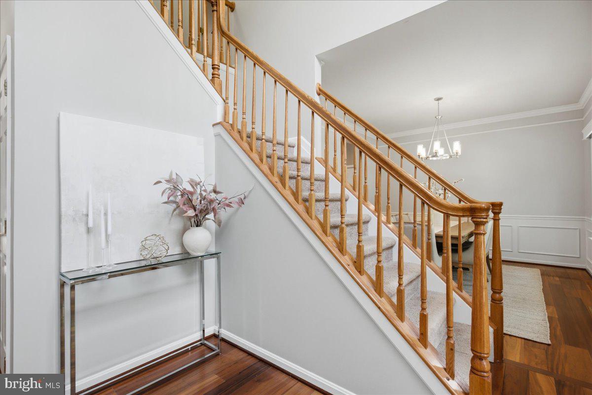 2424 Springbrook Ct Property Photo 12