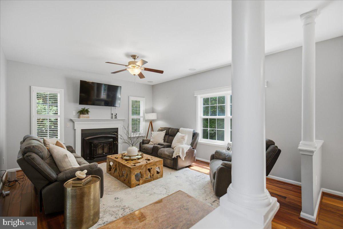 2424 Springbrook Ct Property Photo 21