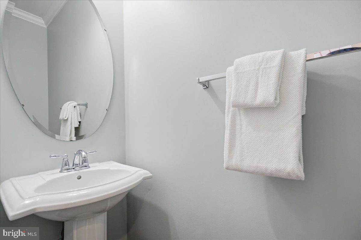 2424 Springbrook Ct Property Photo 47