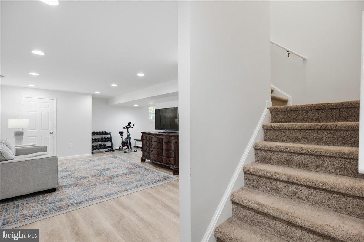 2424 Springbrook Ct Property Photo 70