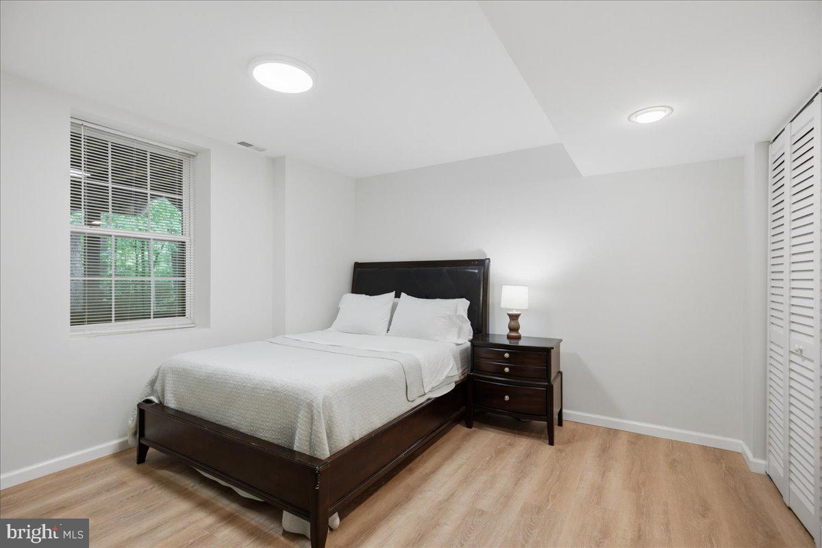 2424 Springbrook Ct Property Photo 74
