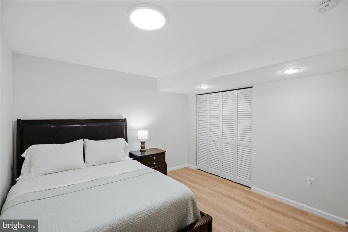 2424 Springbrook Ct Property Photo 75