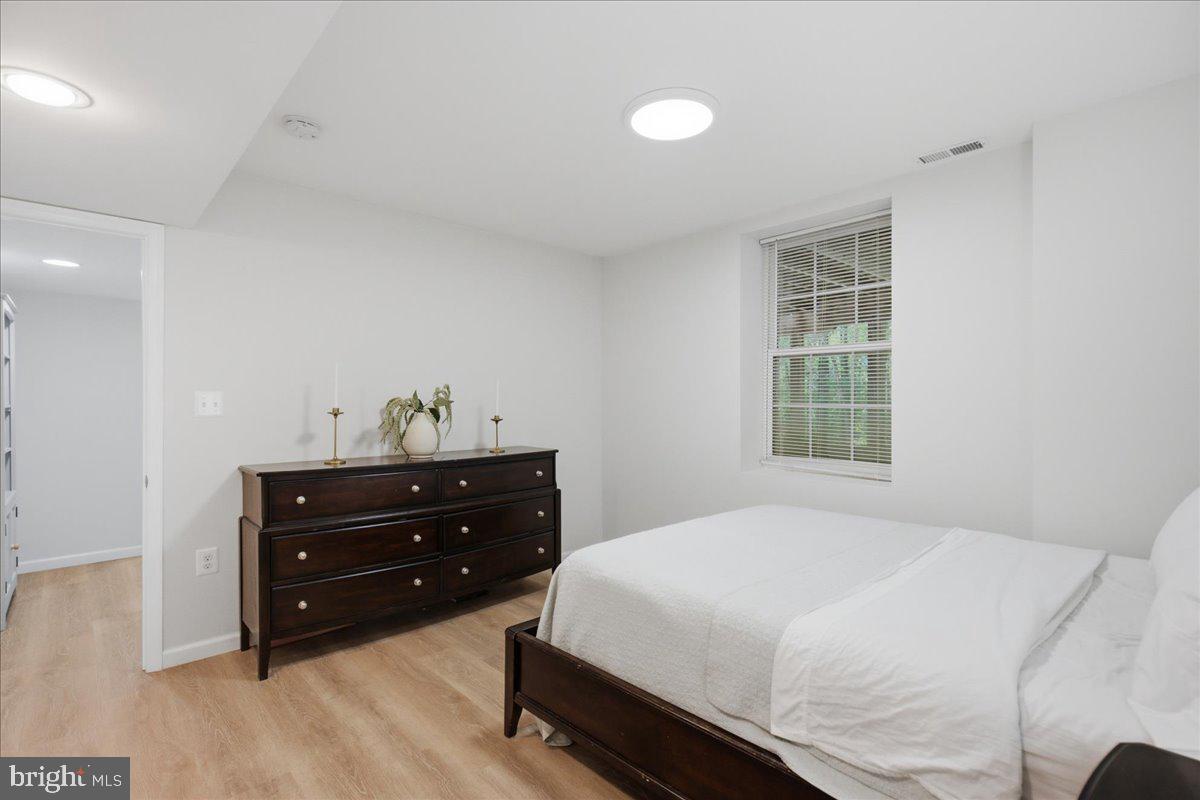 2424 Springbrook Ct Property Photo 76