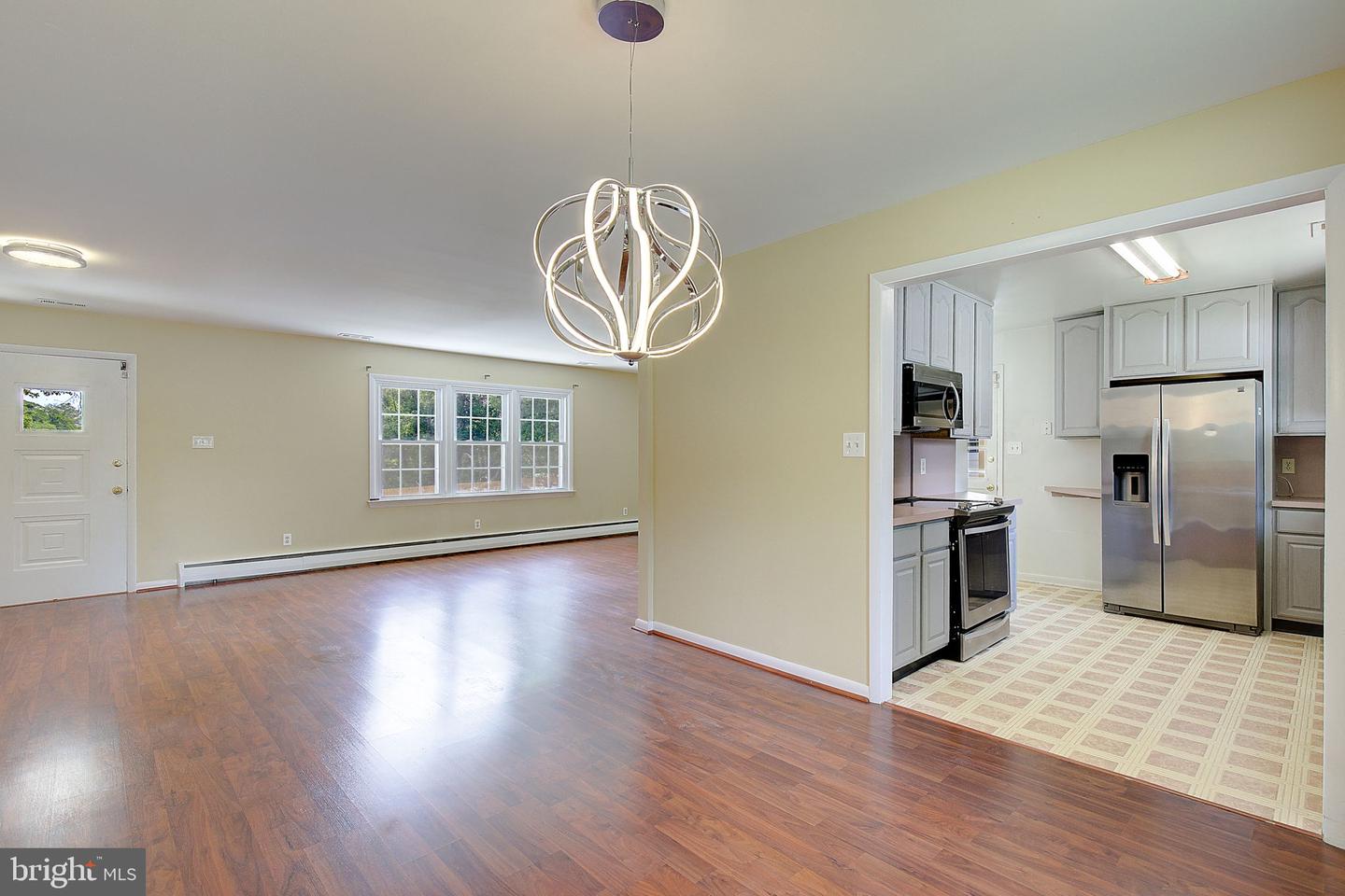 2546 Hillside Dr Property Photo 6