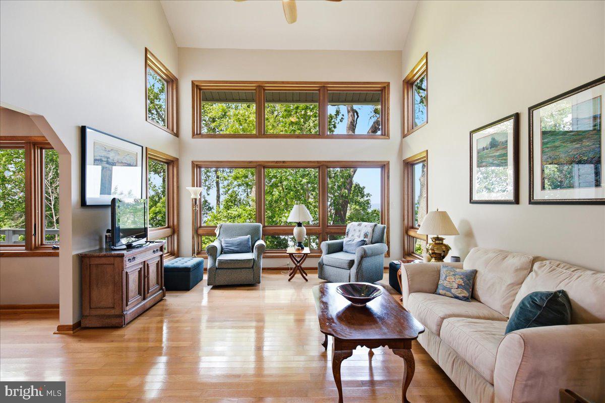 2400 Vern Rd Property Photo 19