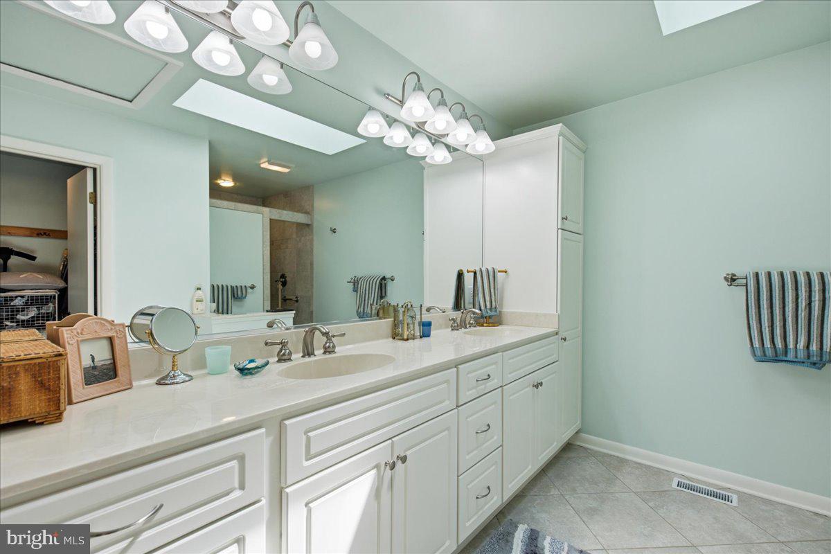 2400 Vern Rd Property Photo 46