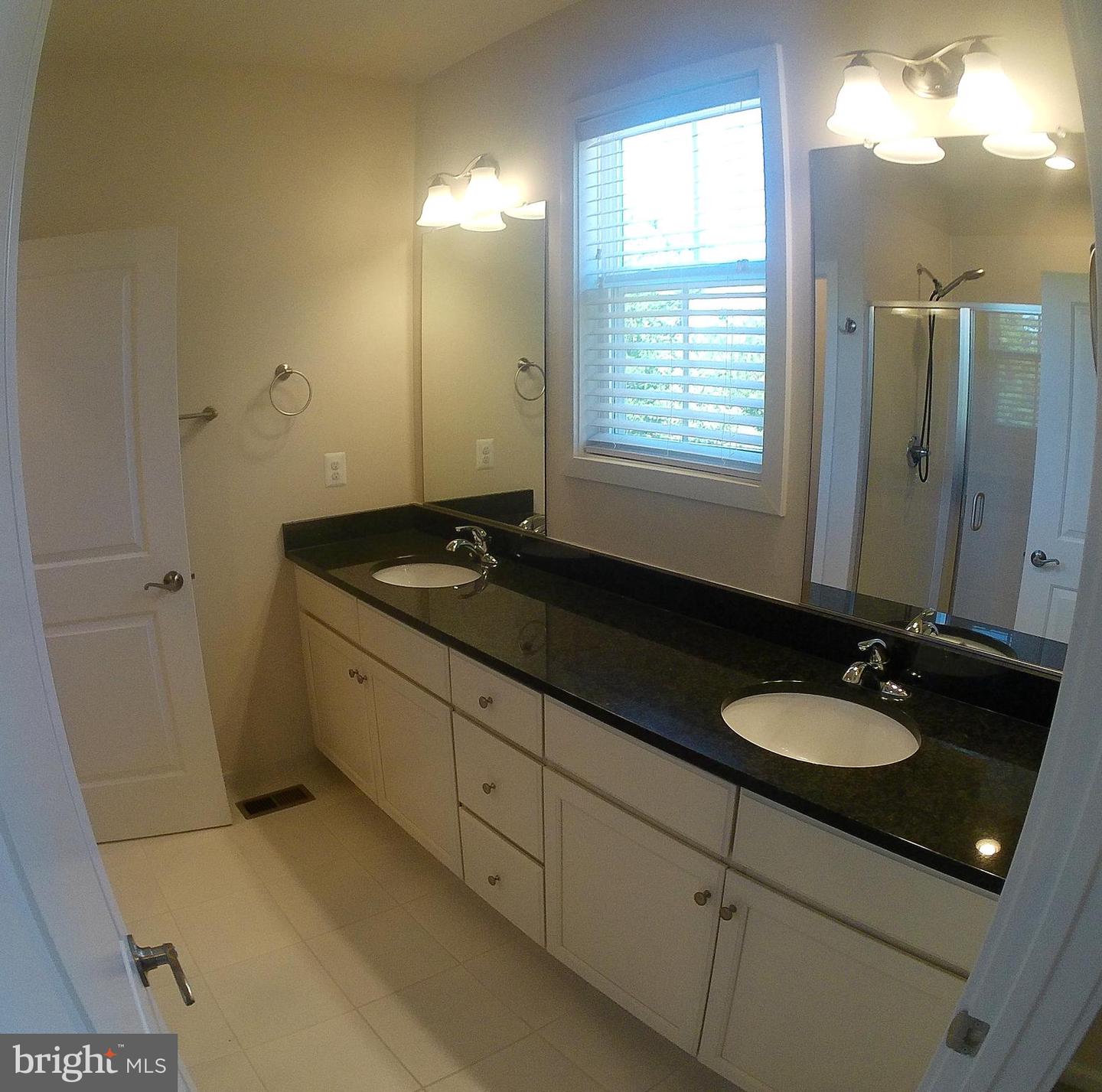 210 Oyster Bay Pl #c2 Property Photo 26