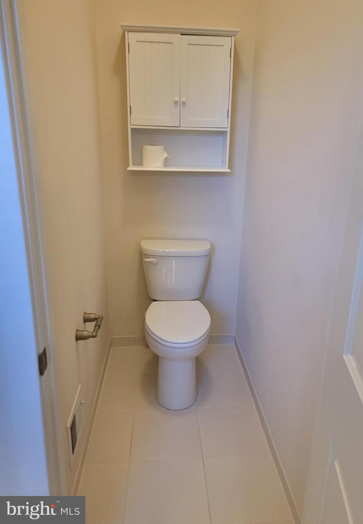 210 Oyster Bay Pl #c2 Property Photo 28
