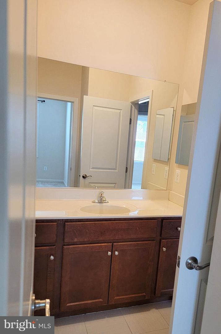 210 Oyster Bay Pl #c2 Property Photo 33