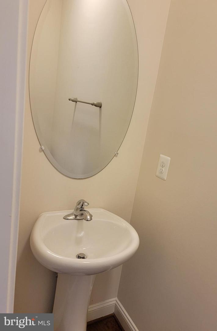 210 Oyster Bay Pl #c2 Property Photo 44