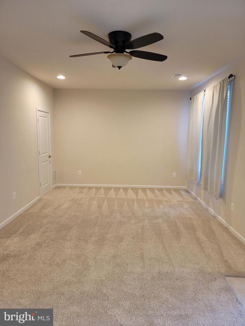 210 Oyster Bay Pl #c2 Property Photo 46