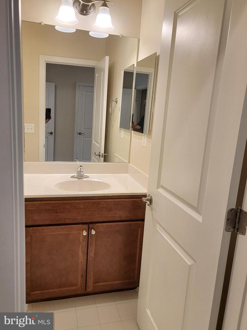210 Oyster Bay Pl #c2 Property Photo 52
