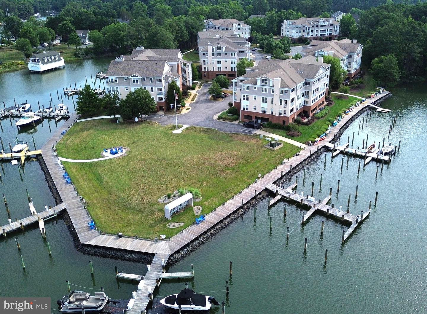 210 Oyster Bay Pl #c2 Property Photo 62