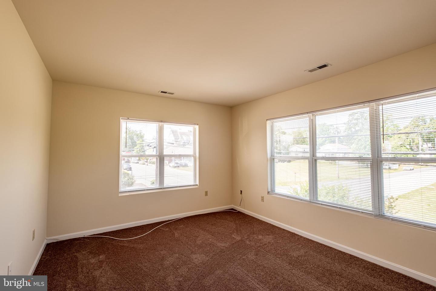 4100 3rd St #c Property Photo 7