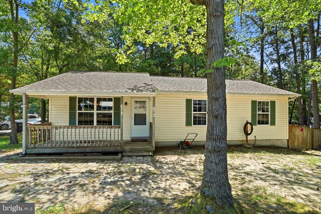 673 Grenada Ln Property Photo 27