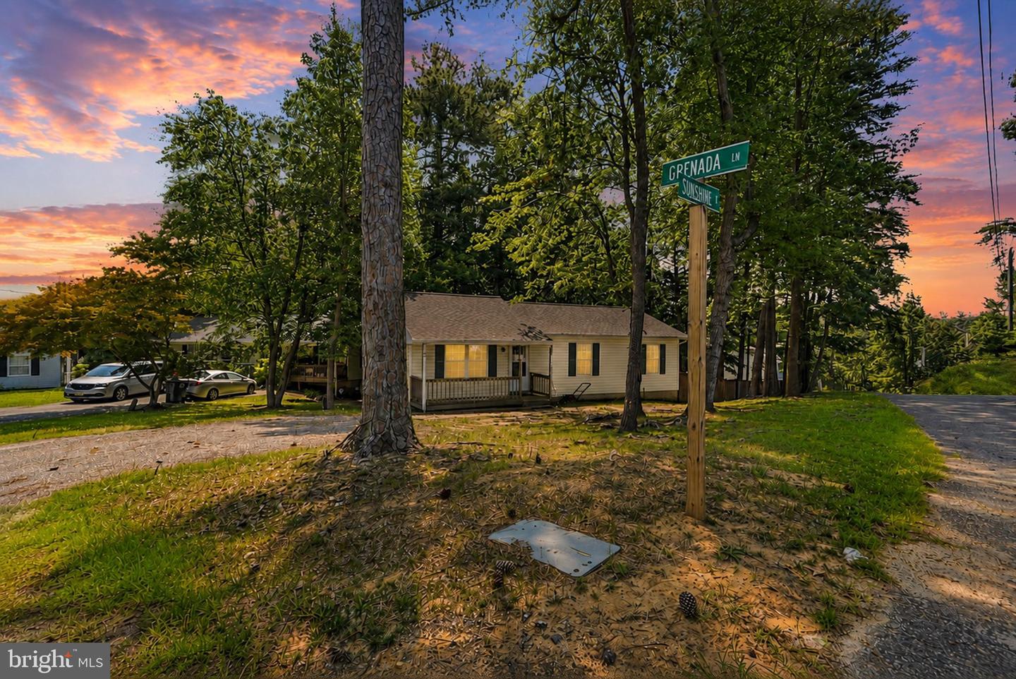 673 Grenada Ln Property Photo 31