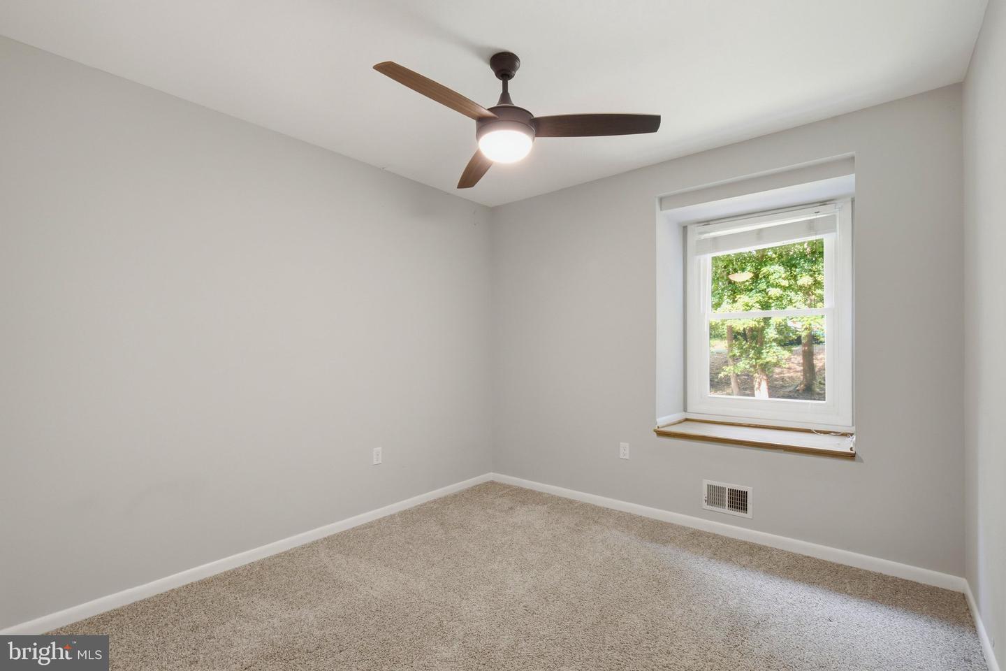 8827 Lafayette Dr Property Photo 25