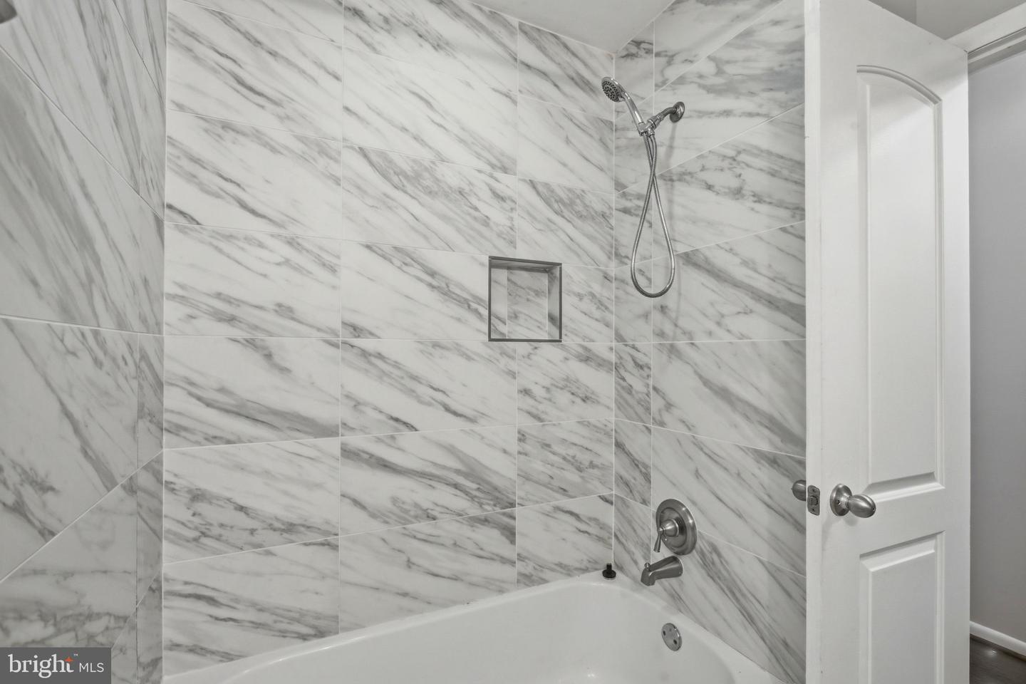 8827 Lafayette Dr Property Photo 29