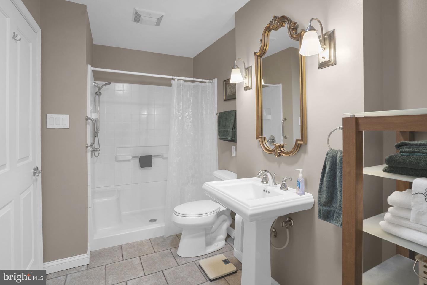 2602 Chambers Pl Property Photo 25