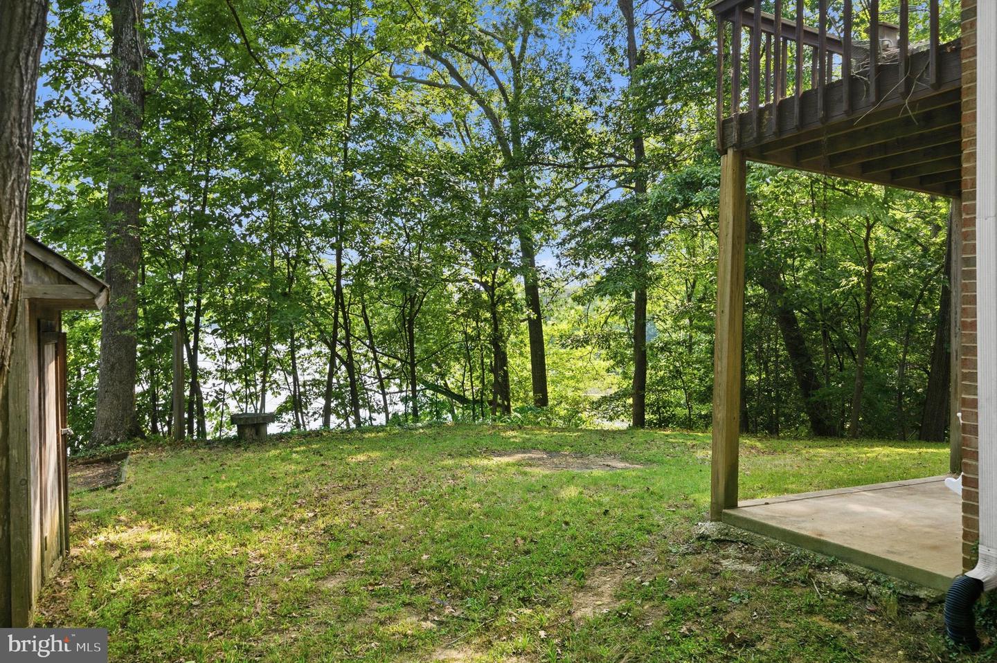924 Chart Ct Property Photo 9