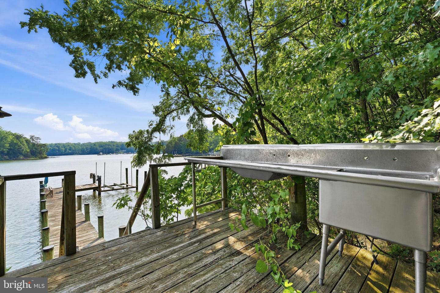 924 Chart Ct Property Photo 17