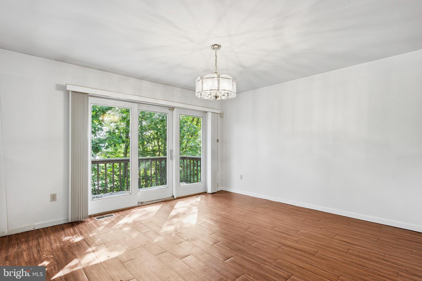 924 Chart Ct Property Photo 31
