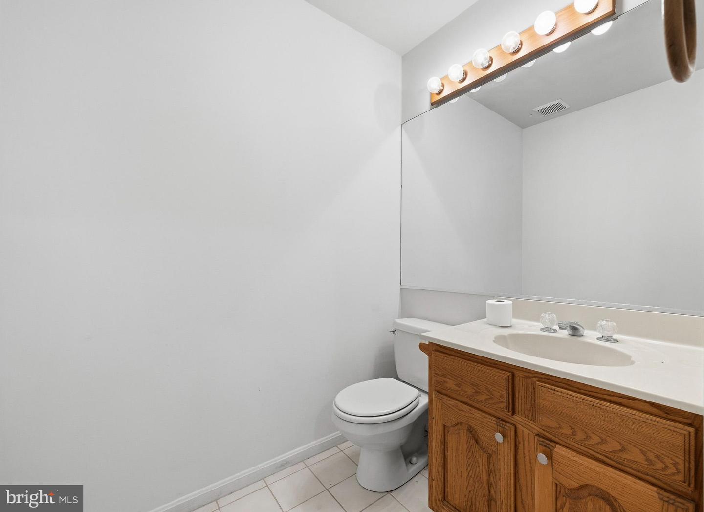 924 Chart Ct Property Photo 49