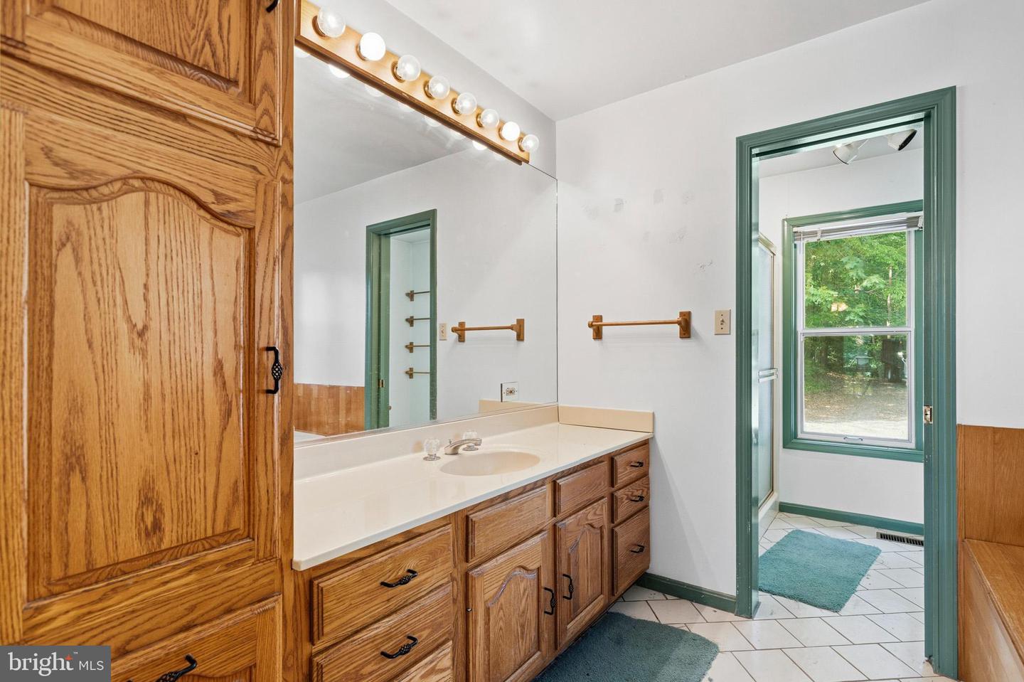 924 Chart Ct Property Photo 56