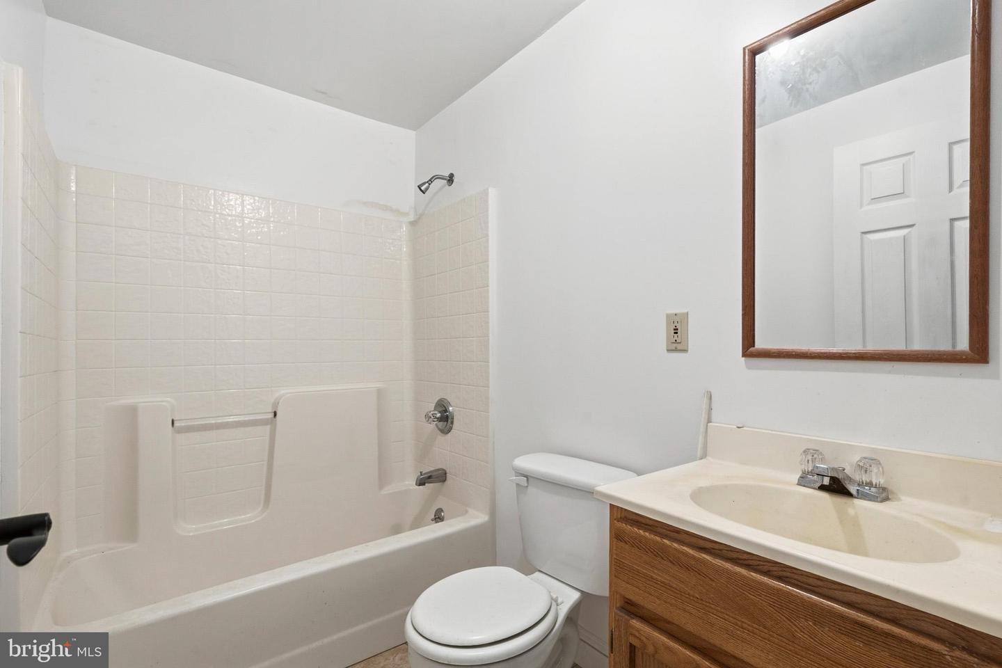 924 Chart Ct Property Photo 73