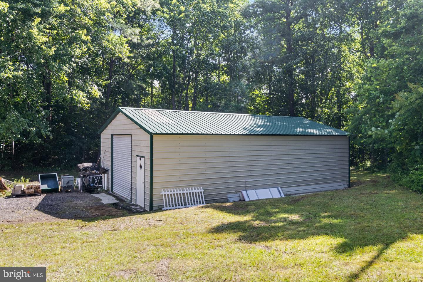 100 Mason Rd Property Photo 3