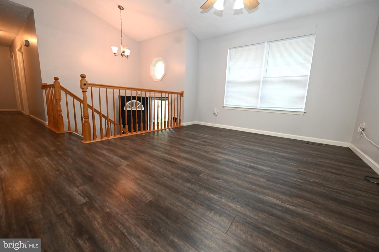 1023 Rimrock Rd Property Photo 8