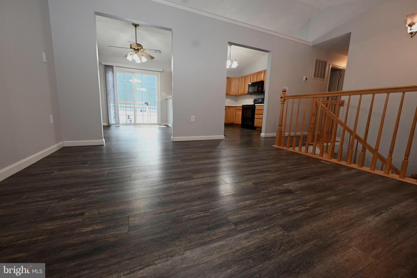 1023 Rimrock Rd Property Photo 9